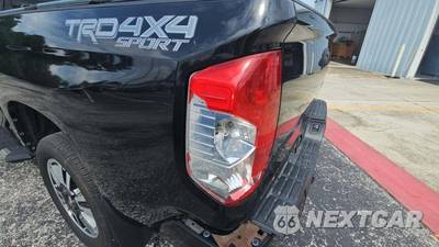 2019 Toyota Tundra SR5 Crew Cab Short Bed - zdjęcie 23 z 26 - miniatura