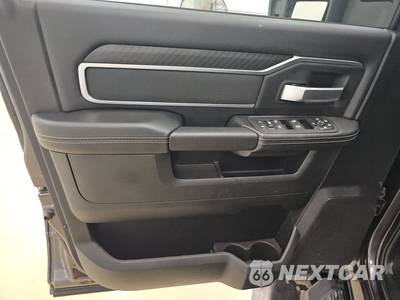 2026 Ram 2500 Big Horn Crew Cab Medium Bed - zdjęcie 9 z 27 - miniatura