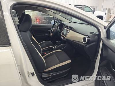2022 Nissan Versa SV - zdjęcie 8 z 23 - miniatura