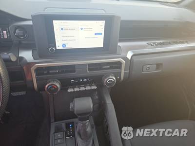 2025 Toyota Tacoma SR5 Crew Cab Medium Bed - zdjęcie 11 z 20 - miniatura