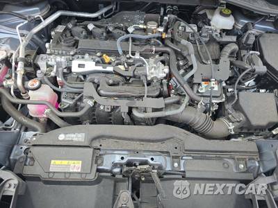 2025 Toyota Corolla Cross Hybrid SE - zdjęcie 15 z 23 - miniatura