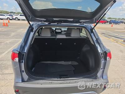 2025 Toyota Corolla Cross LE - zdjęcie 16 z 20 - miniatura