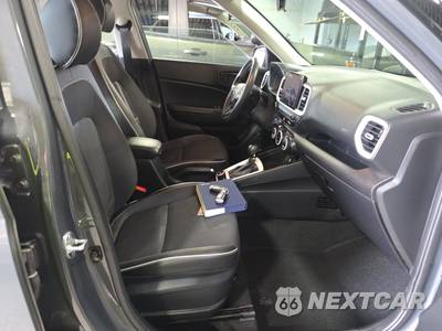 2024 Hyundai Venue Limited - zdjęcie 8 z 21 - miniatura