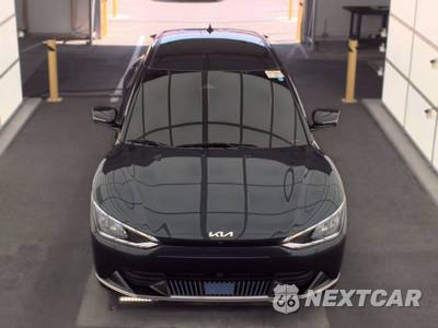 2024 Kia EV6 Wind - zdjęcie 2 z 32 - miniatura