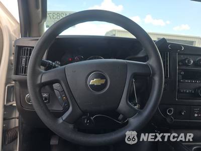2024 Chevrolet Express 3500 Passenger Van LS 1LS 155.1" WB - zdjęcie 10 z 42 - miniatura