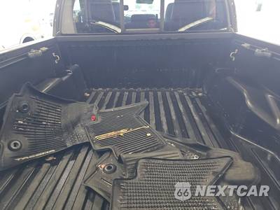 2020 Toyota Tacoma SR Crew Cab Medium Bed - zdjęcie 16 z 28 - miniatura