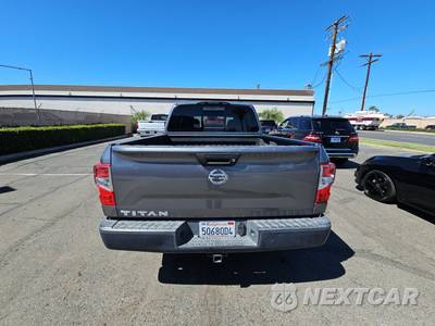 2018 Nissan TITAN S Crew Cab Short Bed - zdjęcie 5 z 33 - miniatura