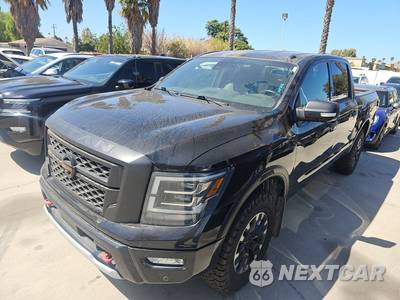 2021 Nissan TITAN PRO-4X Crew Cab Short Bed
