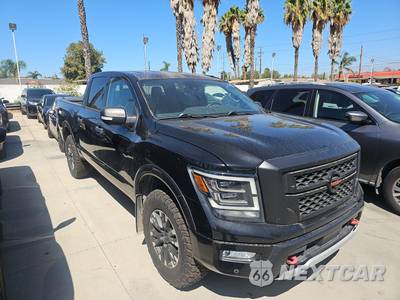 2021 Nissan TITAN PRO-4X Crew Cab Short Bed - zdjęcie 3 z 21 - miniatura