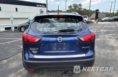 2019 Nissan Rogue Sport SL - zdjęcie 8 z 34 - miniatura