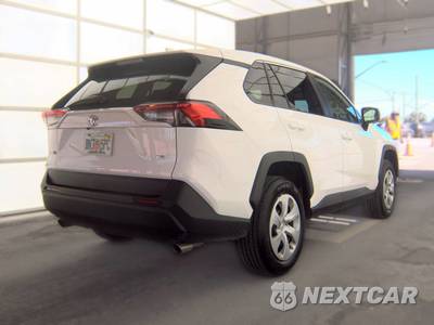 2024 Toyota RAV4 LE - zdjęcie 4 z 21 - miniatura