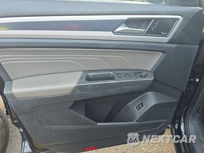 2023 Volkswagen Atlas Cross Sport 3.6L V6 SEL Premium R-Line - zdjęcie 9 z 38 - miniatura