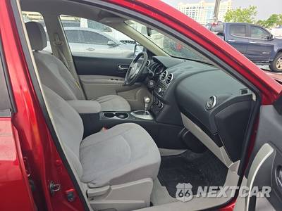 2015 Nissan Rogue Select S - zdjęcie 8 z 18 - miniatura