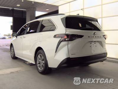 2026 Toyota Sienna XLE 8-Passenger 120.5" WB - zdjęcie 6 z 26 - miniatura