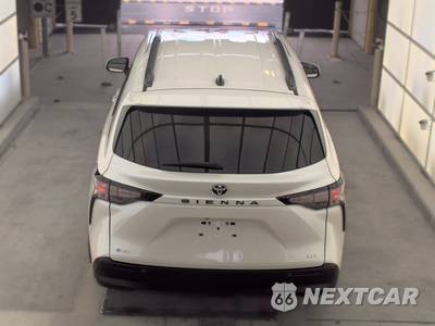 2026 Toyota Sienna XLE 8-Passenger 120.5" WB - zdjęcie 5 z 26 - miniatura