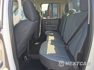 2021 Ram 1500 Classic SLT Extended Cab Medium Bed - zdjęcie 13 z 39 - miniatura