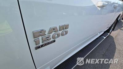 2021 Ram 1500 Classic SLT Extended Cab Medium Bed - zdjęcie 29 z 39 - miniatura
