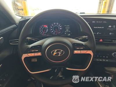 2023 Hyundai Elantra SEL - zdjęcie 10 z 35 - miniatura