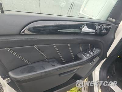 2013 Mercedes-Benz ML 63 AMG - zdjęcie 9 z 29 - miniatura
