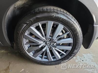 2022 Nissan Pathfinder SL - zdjęcie 11 z 25 - miniatura