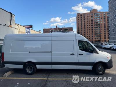 2024 Mercedes-Benz Sprinter 3500 Cargo Van DRW 170.0" WB - zdjęcie 9 z 45 - miniatura