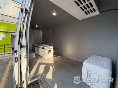 2024 Mercedes-Benz Sprinter 3500 Cargo Van DRW 170.0" WB - zdjęcie 40 z 45 - miniatura