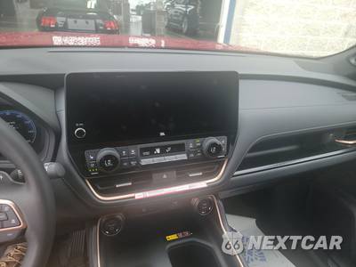 2026 Toyota Grand Highlander Hybrid MAX Limited - zdjęcie 11 z 21 - miniatura