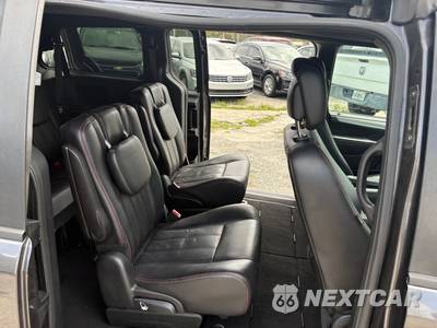2019 Dodge Grand Caravan GT 121.2" WB - zdjęcie 12 z 13 - miniatura