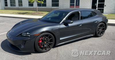 2024 Porsche Taycan GTS Sport Turismo - zdjęcie 1 z 11 - miniatura