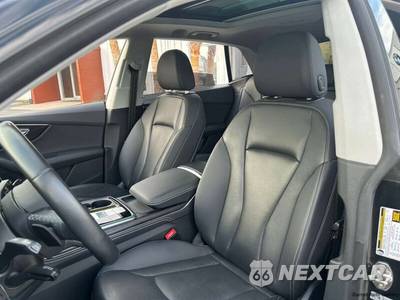 2023 Audi Q8 Prestige - zdjęcie 2 z 31 - miniatura