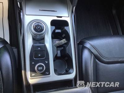2021 Ford Explorer ST - zdjęcie 19 z 22 - miniatura