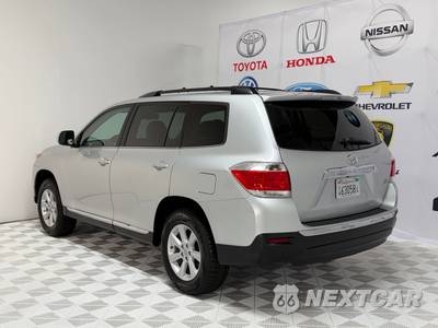 2013 Toyota Highlander SE - zdjęcie 4 z 43 - miniatura