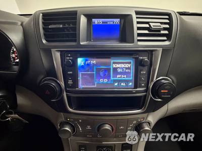 2013 Toyota Highlander SE - zdjęcie 39 z 43 - miniatura