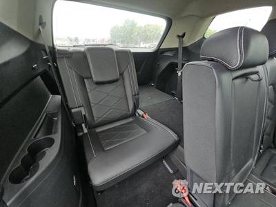 2025 Volkswagen Atlas 2.0T SE w/Technology - zdjęcie 14 z 25 - miniatura