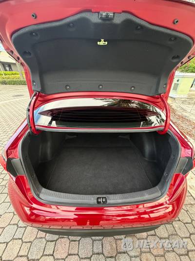 2023 Toyota Corolla LE Sedan - zdjęcie 9 z 34 - miniatura