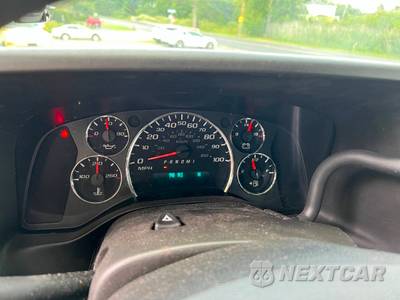 2017 Chevrolet Express 3500 Passenger Van LS 1LS 135.0" WB - zdjęcie 17 z 28 - miniatura