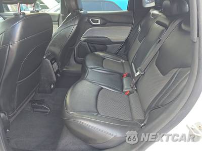 2023 Jeep Compass Latitude - zdjęcie 13 z 35 - miniatura