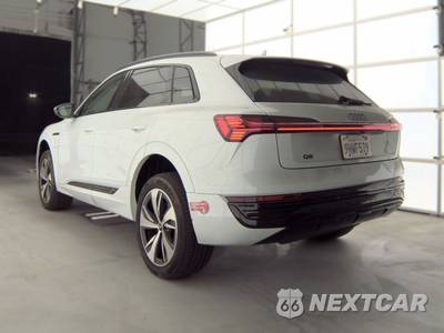 2024 Audi Q8 e-tron Premium - zdjęcie 6 z 39 - miniatura