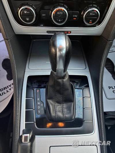 2012 Volkswagen Passat 2.5L SE w/Sunroof & Navigation - zdjęcie 19 z 24 - miniatura