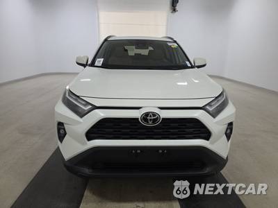2022 Toyota RAV4 XLE Premium - zdjęcie 2 z 32 - miniatura