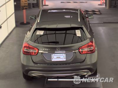 2017 Mercedes-Benz GLA 250 - zdjęcie 5 z 32 - miniatura