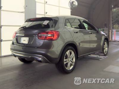 2017 Mercedes-Benz GLA 250 - zdjęcie 4 z 32 - miniatura