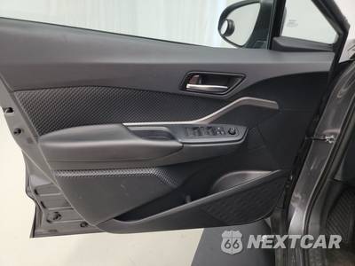 2021 Toyota C-HR LE - zdjęcie 9 z 20 - miniatura