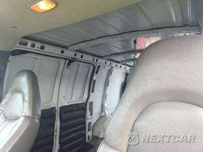 2005 GMC Savana 1500 Cargo Van 1SA 135.0" WB - zdjęcie 13 z 40 - miniatura