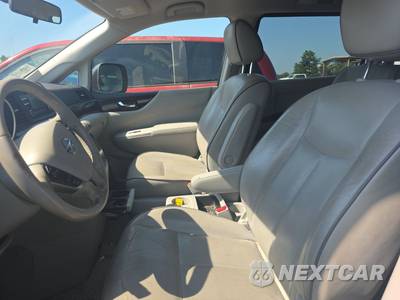 2013 Nissan Quest SV 118.1" WB - zdjęcie 7 z 34 - miniatura
