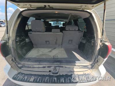 2013 Toyota Sequoia SR5 - zdjęcie 16 z 27 - miniatura