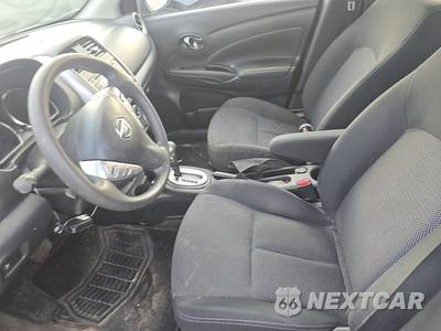 2017 Nissan Versa Sedan SV - zdjęcie 7 z 31 - miniatura
