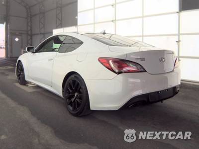2016 Hyundai Genesis Coupe 3.8 w/Gray Interior - zdjęcie 6 z 19 - miniatura