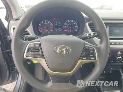 2019 Hyundai Accent SE - zdjęcie 10 z 23 - miniatura