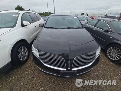2015 Lincoln MKT w/Livery Pkg - zdjęcie 2 z 34 - miniatura